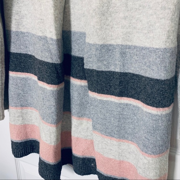 Colorblock Grey Pink Cardigan Sweater - Picture 3 of 3